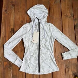 Lululemon Align White Hooded Jacket with Zipper NWT
